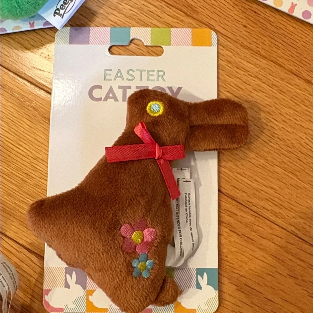 PEEPS Cat Toys Plush bunnies & Jingle Balls. Brown bunny & bunny w/carrot.